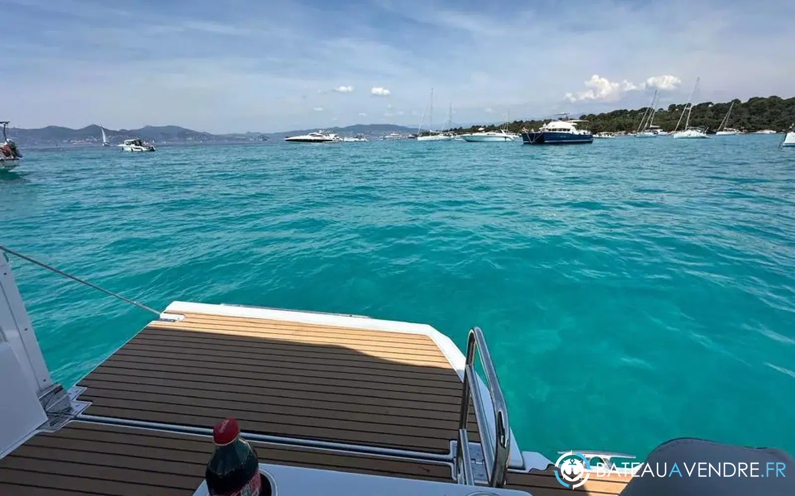 slider 4 Jeanneau Merry Fisher 1095 coupé