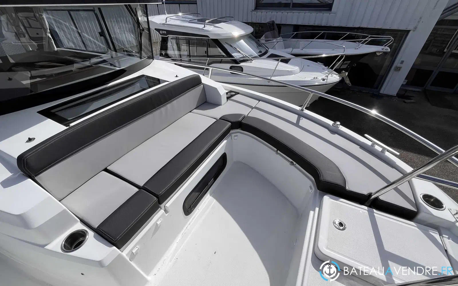 slider 3 Jeanneau Merry Fisher 895 Sport