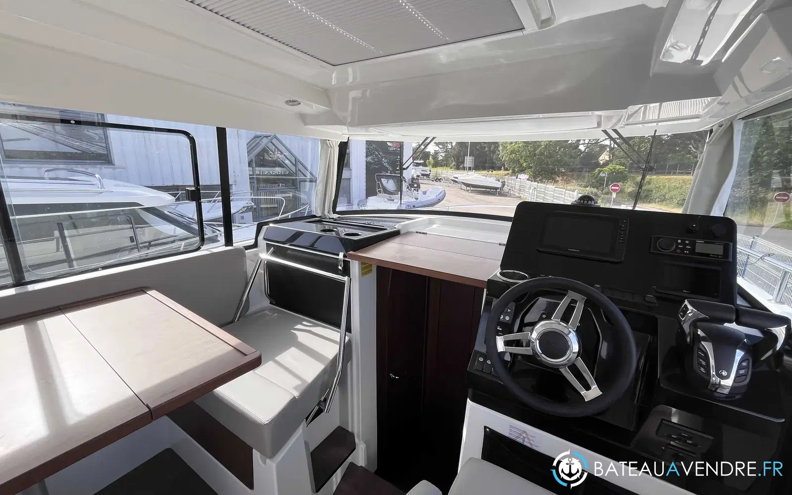 slider 6 Jeanneau Merry Fisher 895 Sport