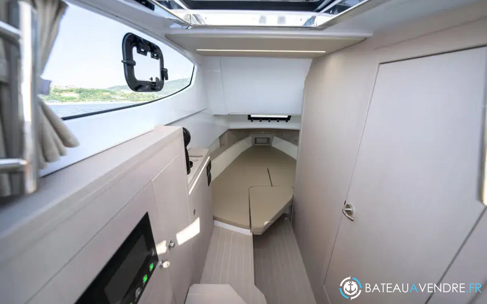 slider 6 Ranieri Cayman