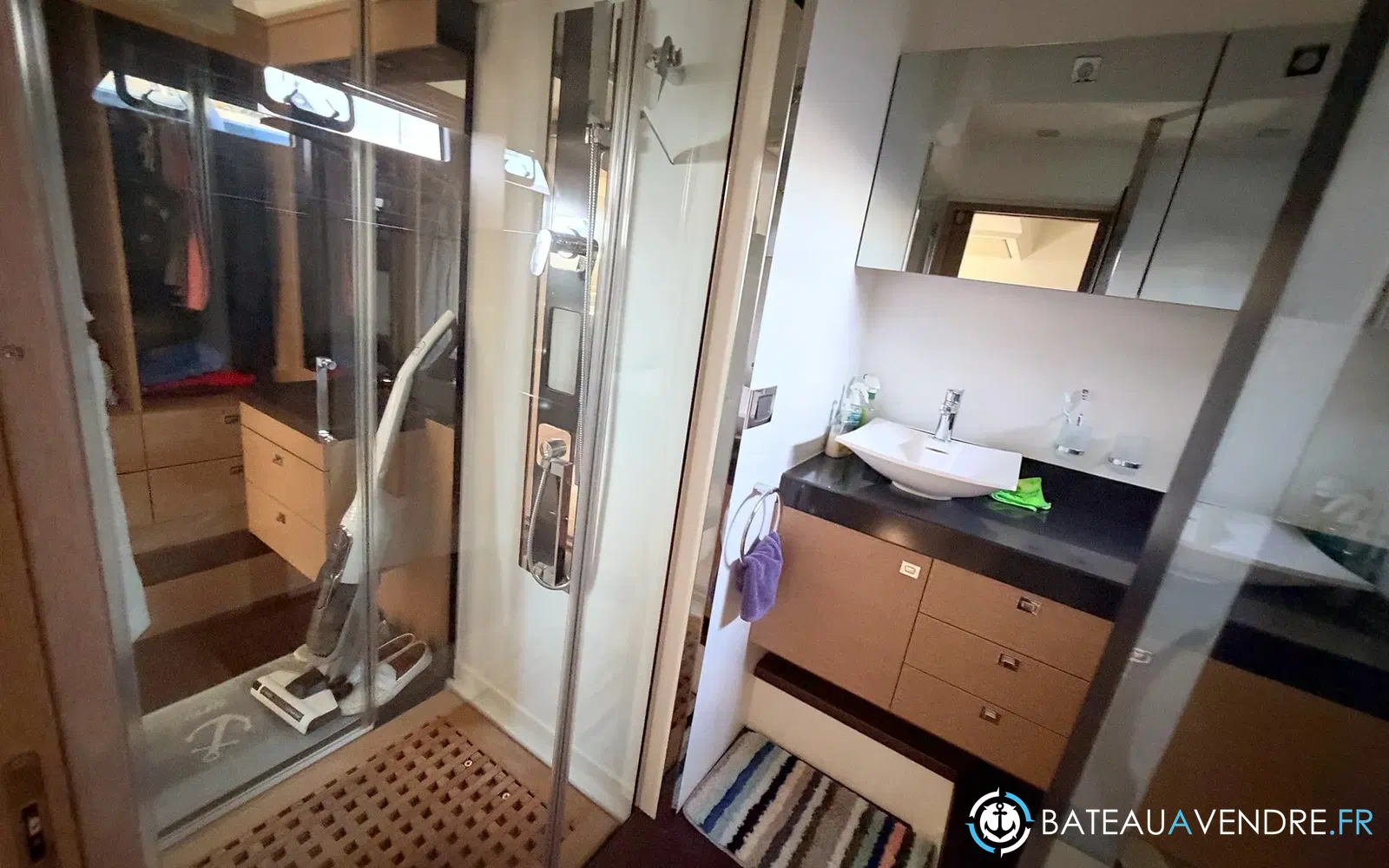 slider 13 Prestige Yachts 560 Fly
