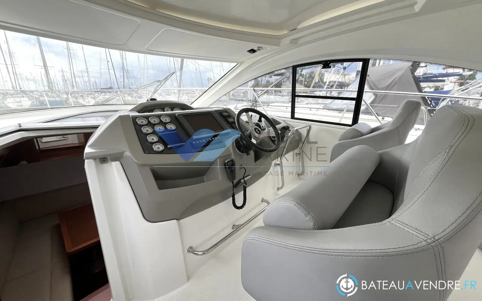 slider 10 Beneteau Gran Turismo 38