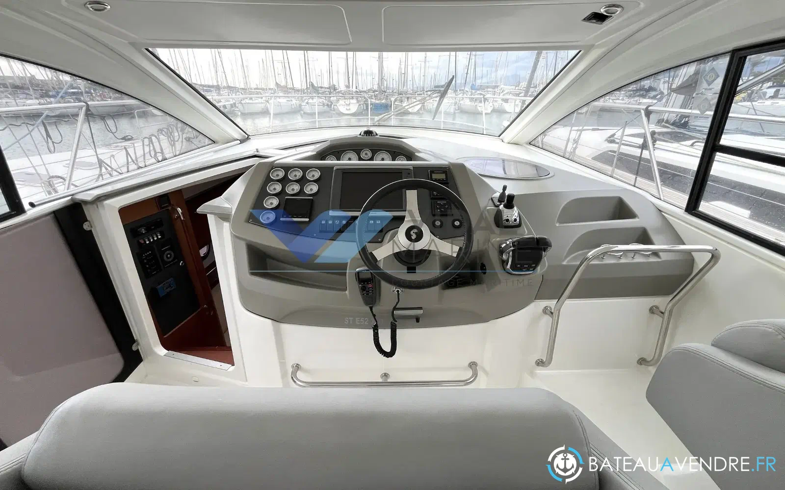 slider 12 Beneteau Gran Turismo 38