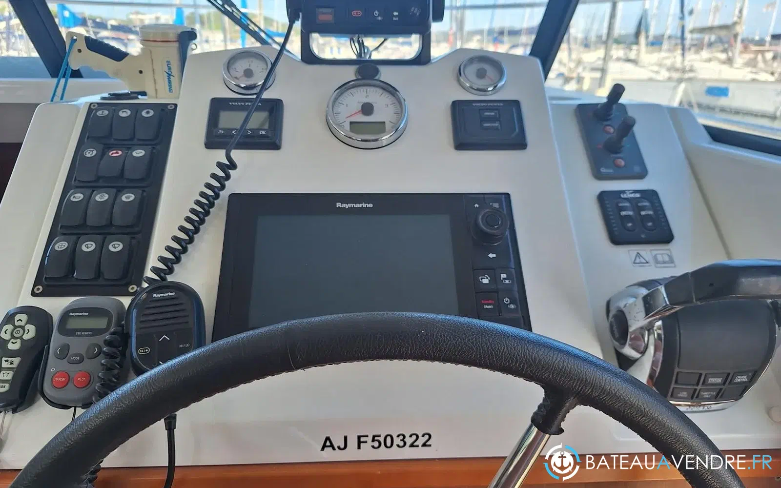 slider 6 Beneteau Swift Trawler 30