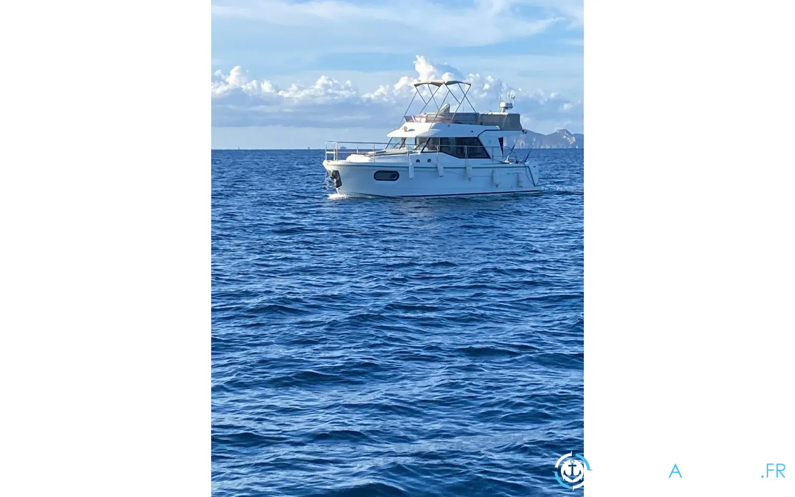 slider 1 Beneteau Swift Trawler 30