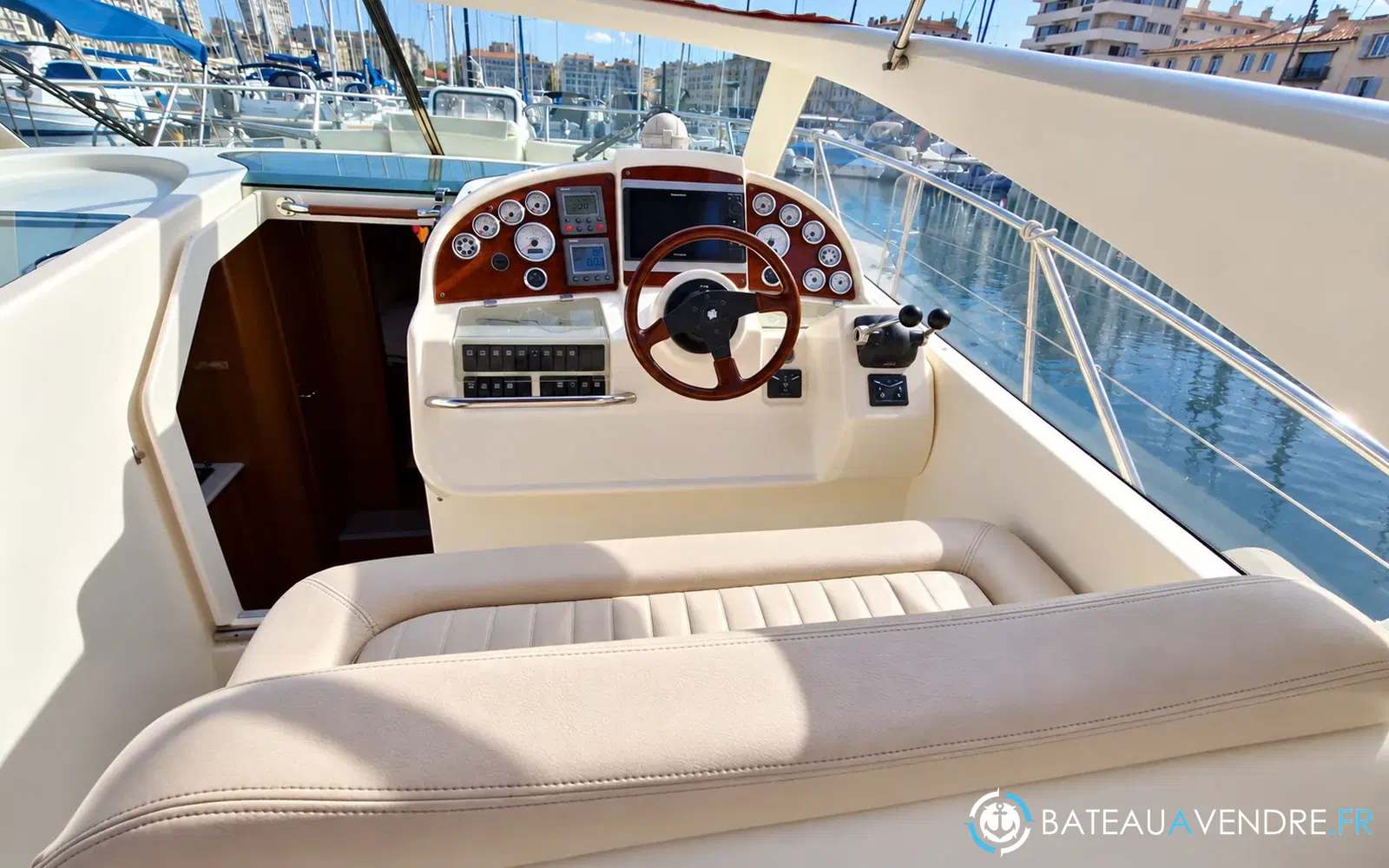 slider 6 Jeanneau Prestige 34 Open