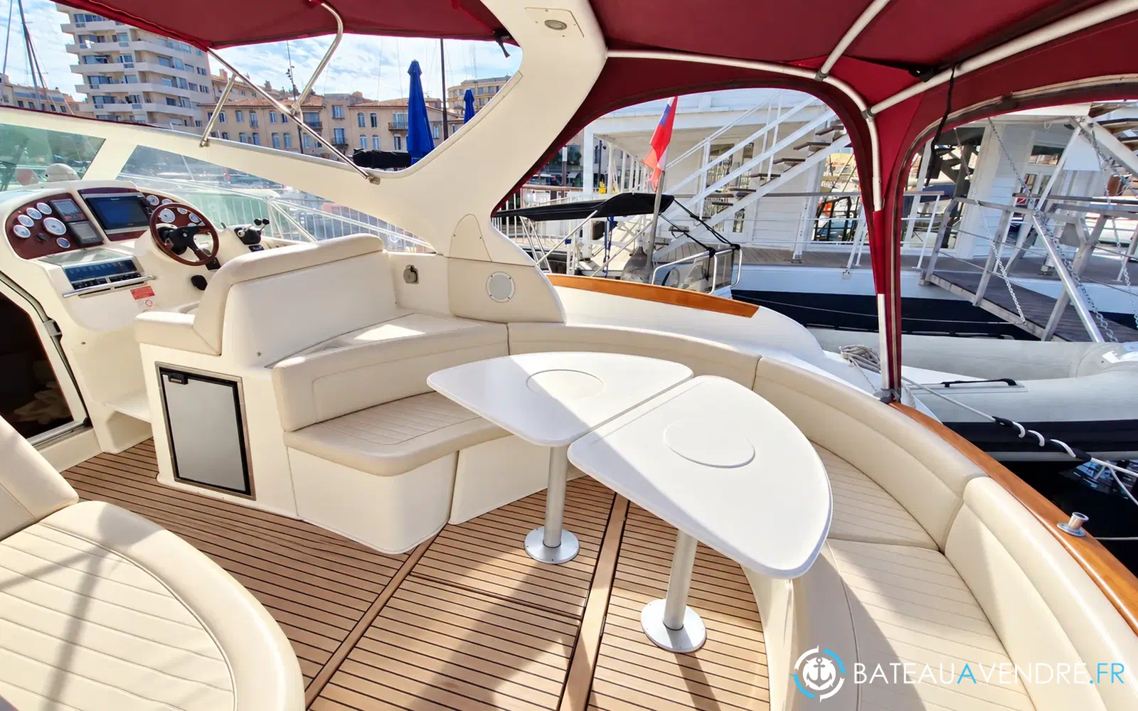 slider 8 Jeanneau Prestige 34 Open