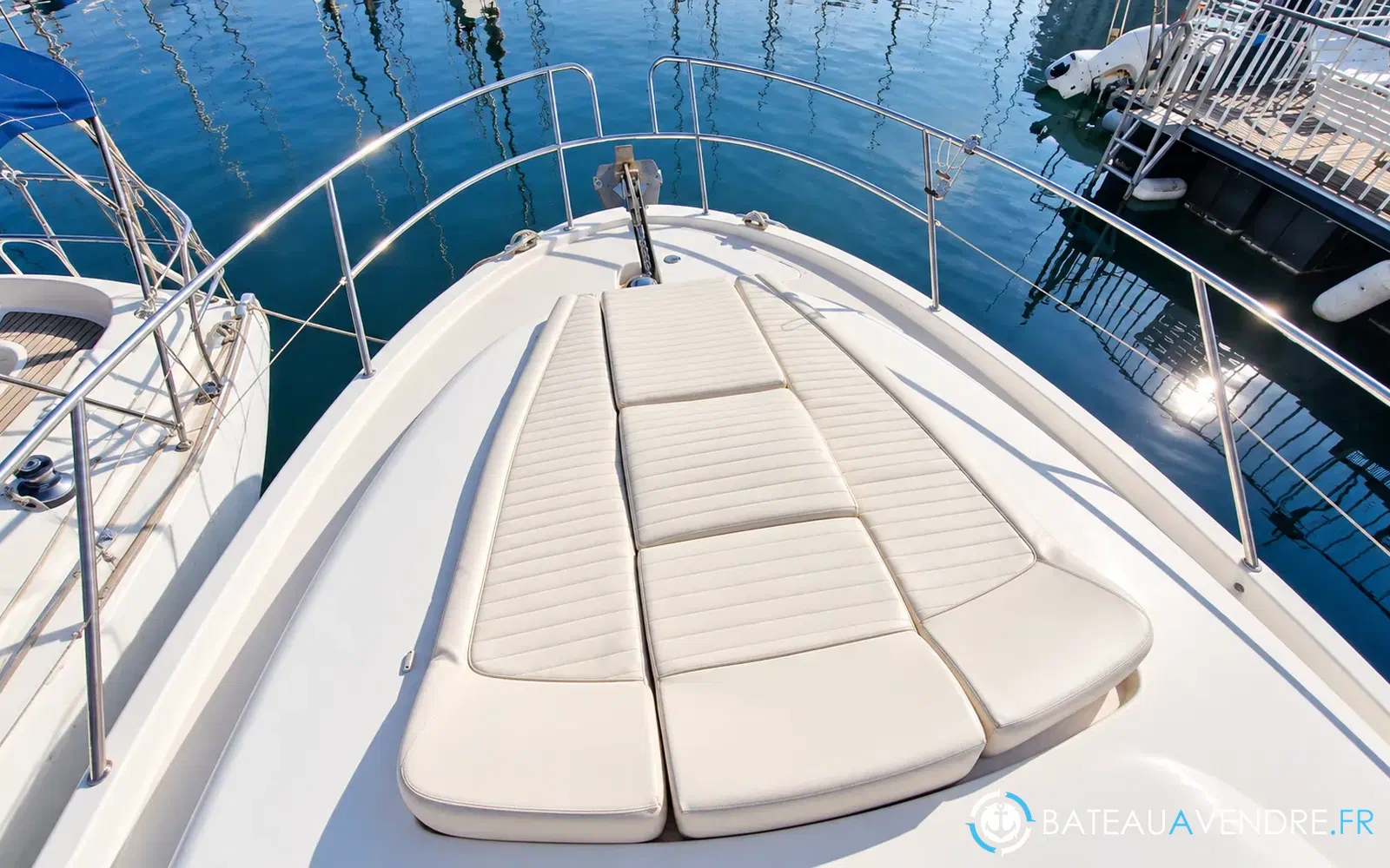 slider 4 Jeanneau Prestige 34 Open