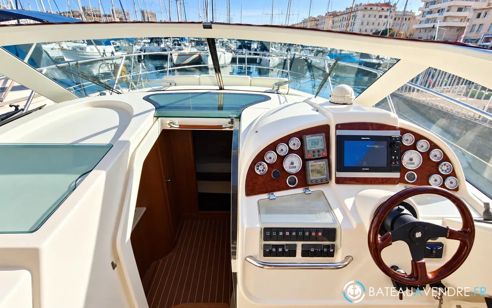 slider 5 Jeanneau Prestige 34 Open
