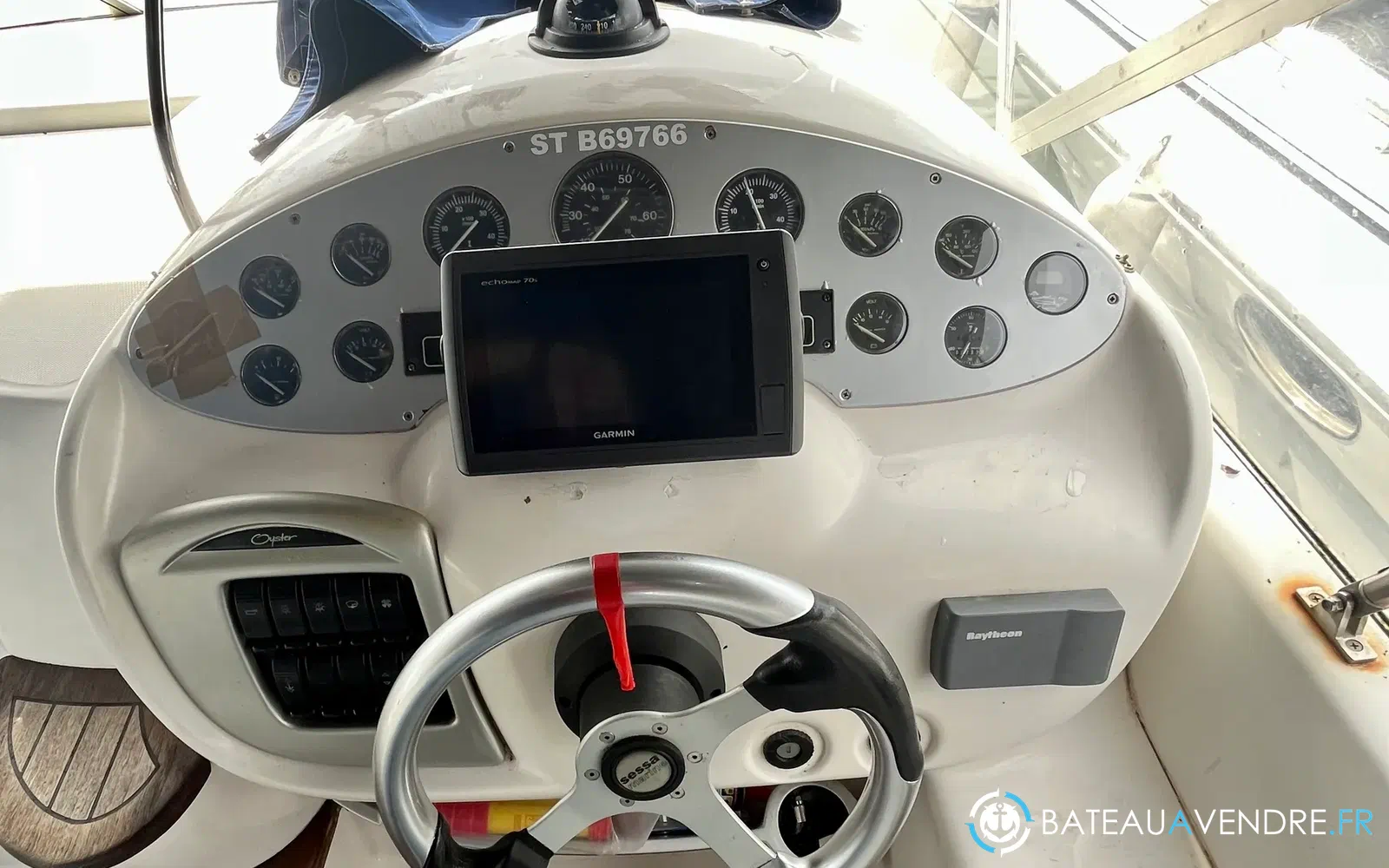 slider 10 Sessa Marine Oyster 30