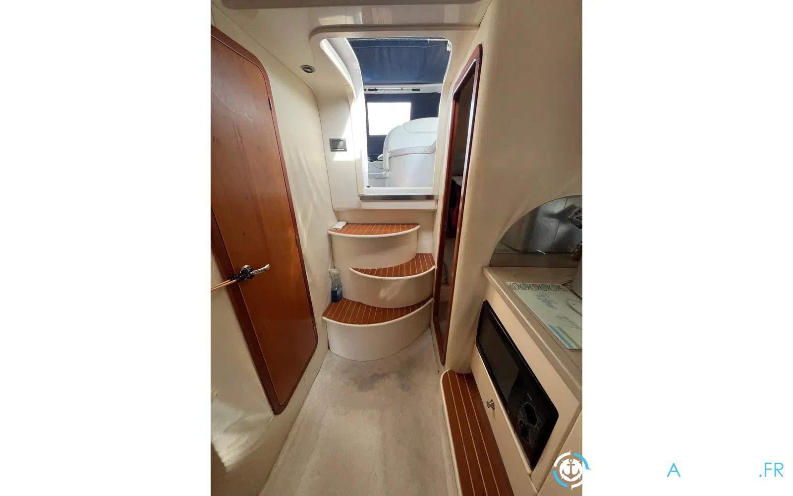 slider 30 Sessa Marine Oyster 30
