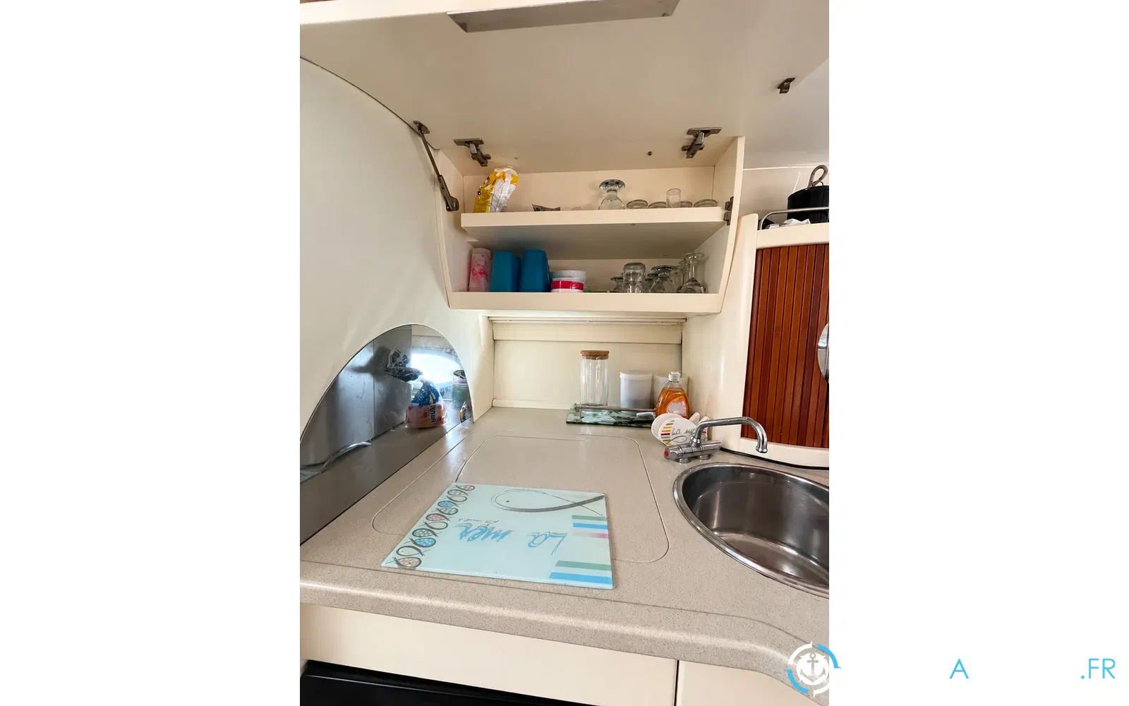 slider 26 Sessa Marine Oyster 30