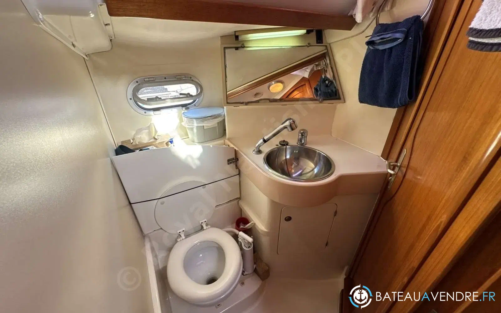 slider 14 Jeanneau Sun Odyssey 39