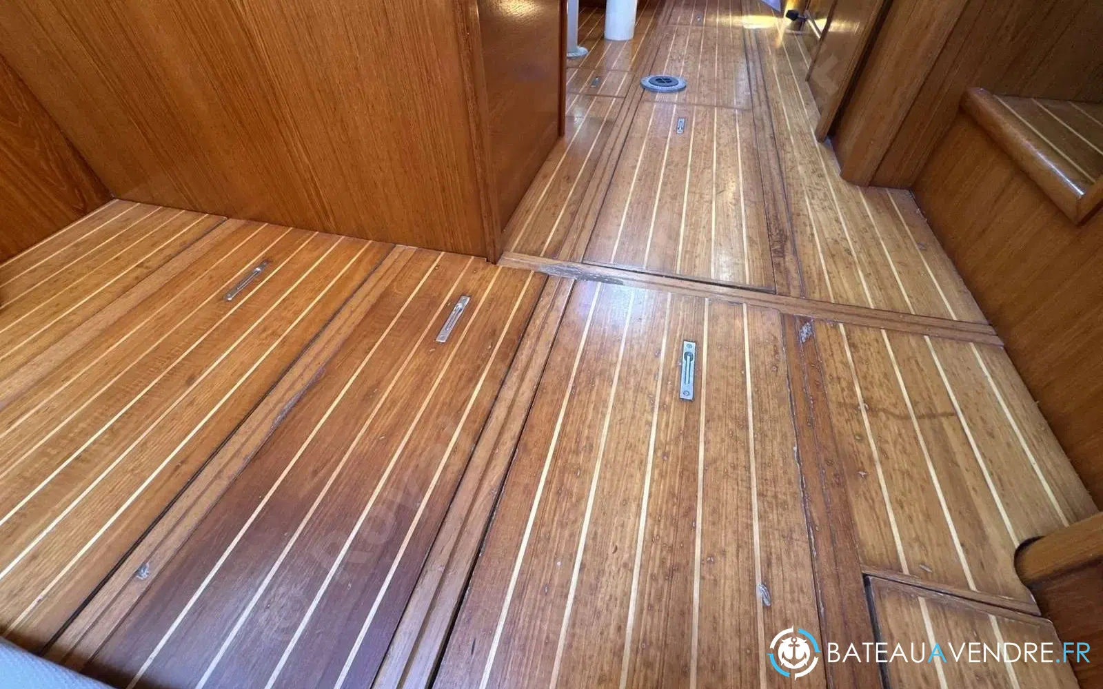 slider 17 Jeanneau Sun Odyssey 39