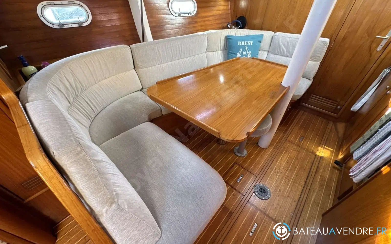 slider 19 Jeanneau Sun Odyssey 39