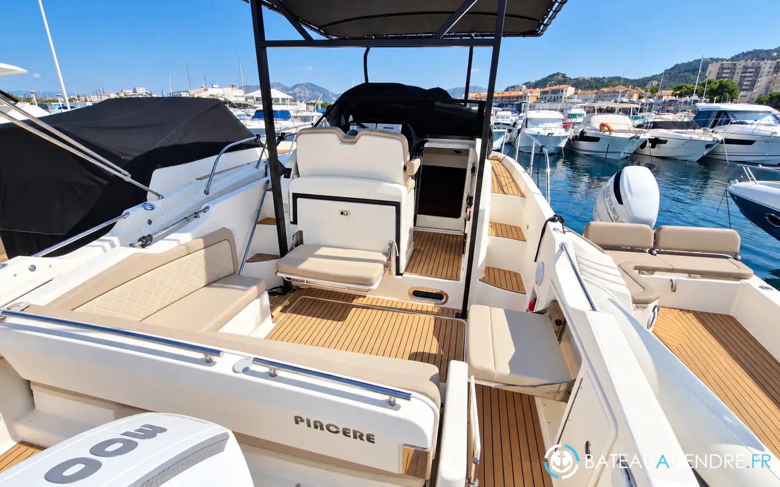 slider 8 Quicksilver Activ 875 Sundeck