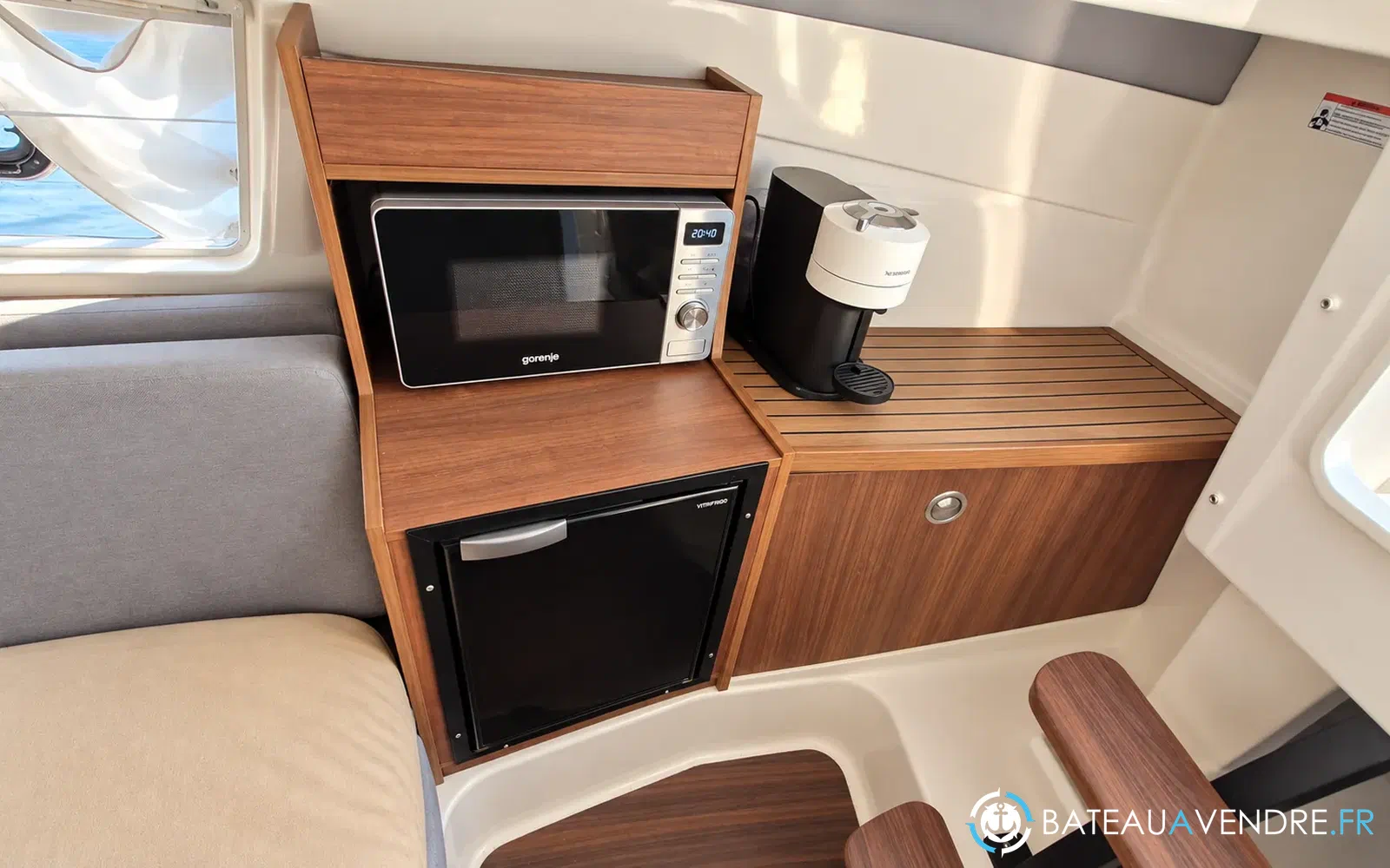 slider 4 Quicksilver Activ 875 Sundeck