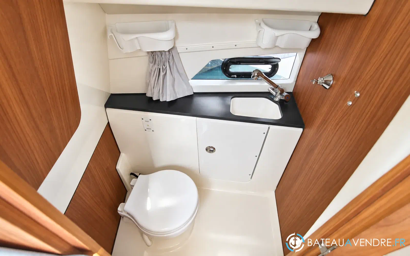 slider 7 Quicksilver Activ 875 Sundeck