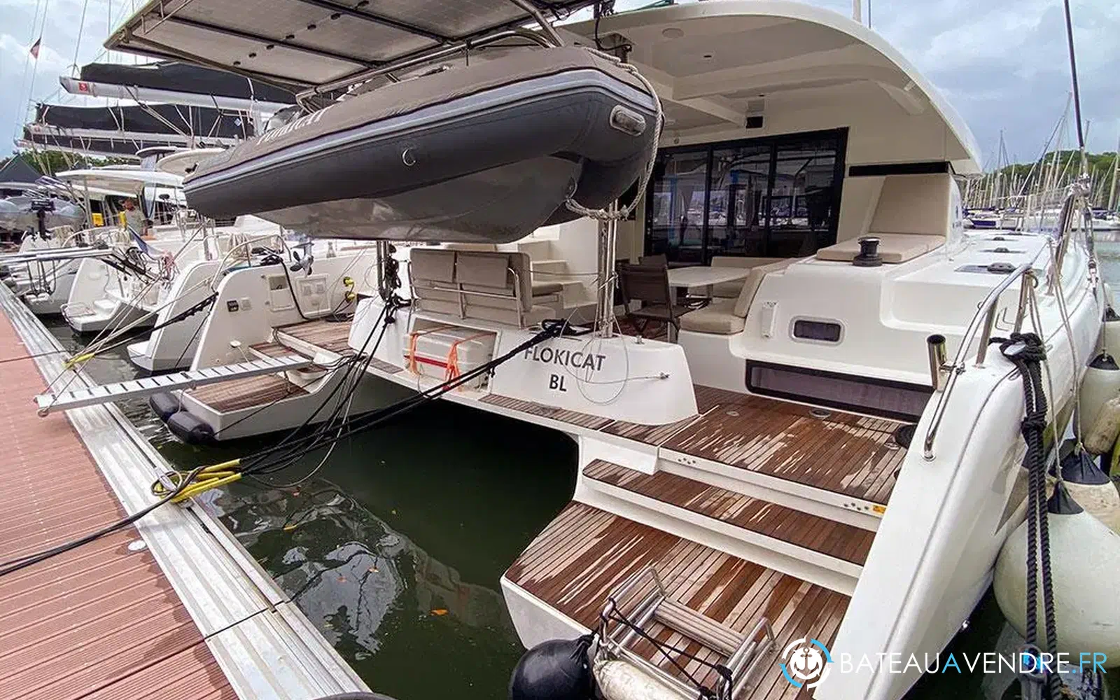 slider 2 Lagoon 42