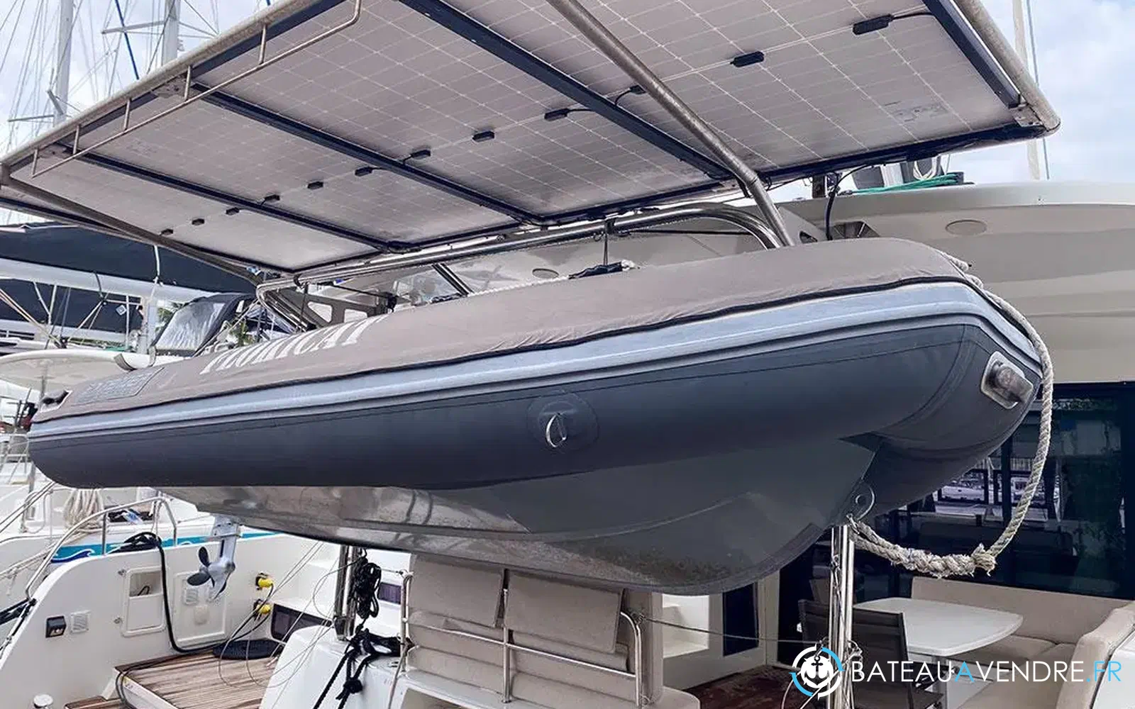 slider 3 Lagoon 42