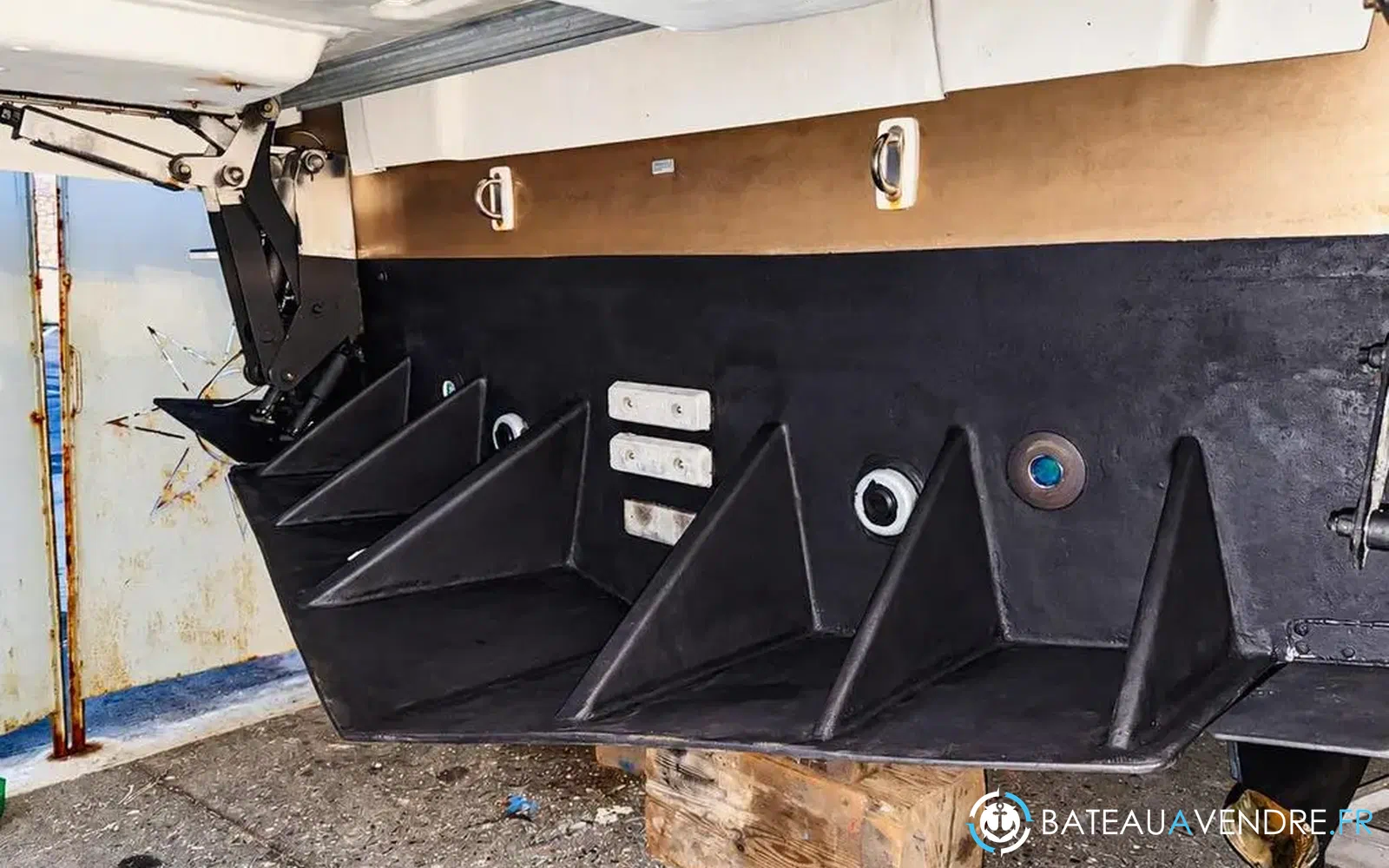 slider 43 Cranchi Eco Trawler 43