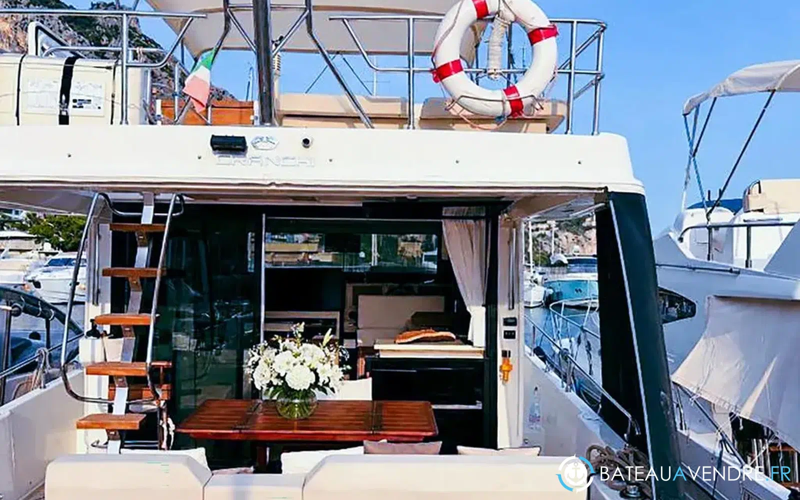 slider 6 Cranchi Eco Trawler 43