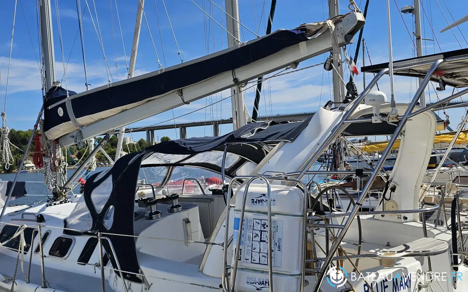 slider 18 Hunter 410