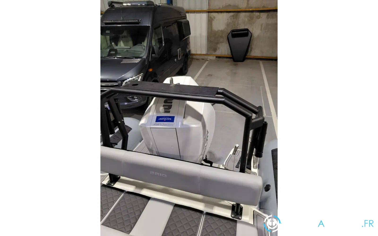 slider 8 Brig Navigator 22