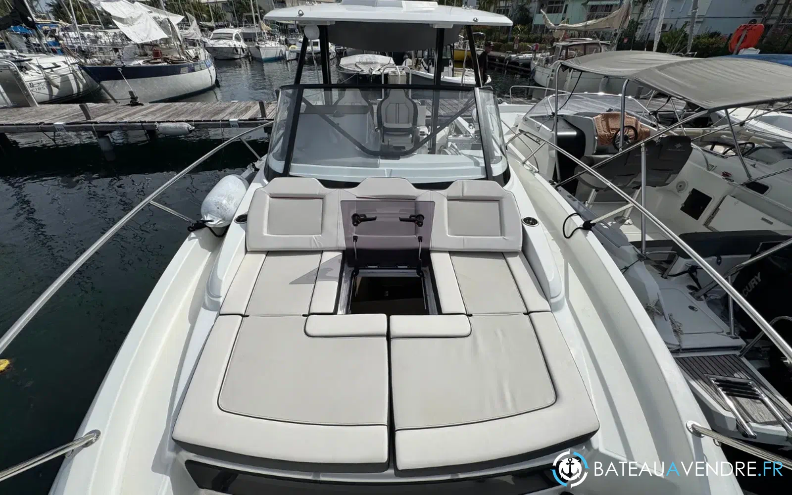slider 22 Jeanneau Cap Camarat 9.0 WA