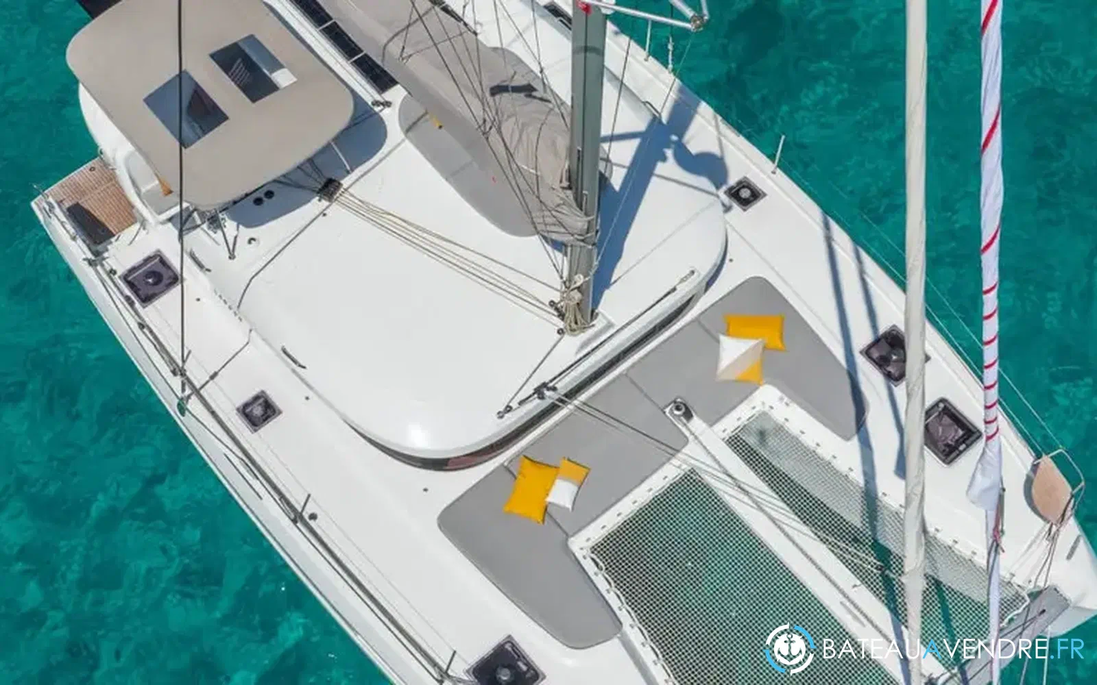 slider 4 Lagoon 38