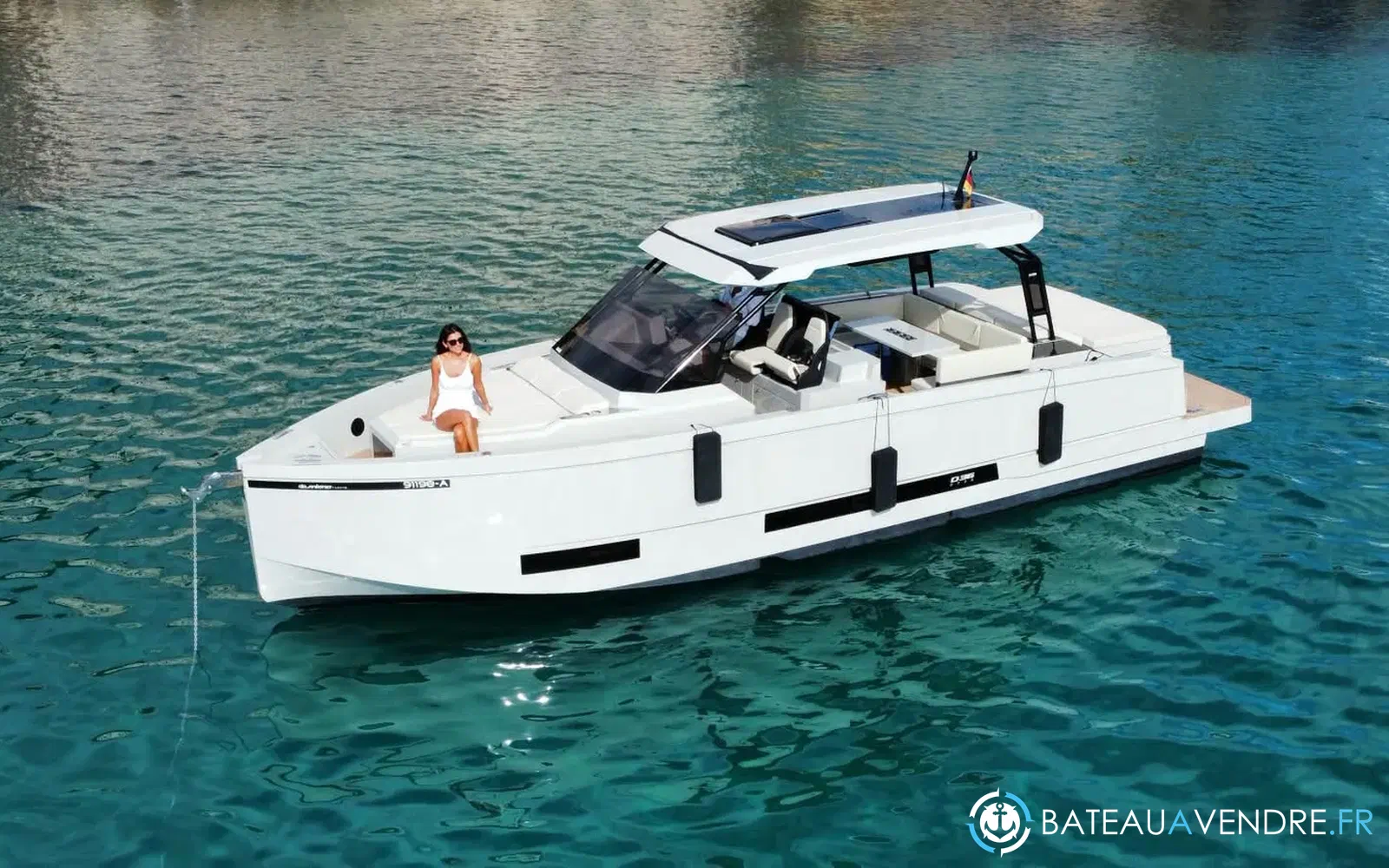 slider 4 De Antonio Yachts D36 Open