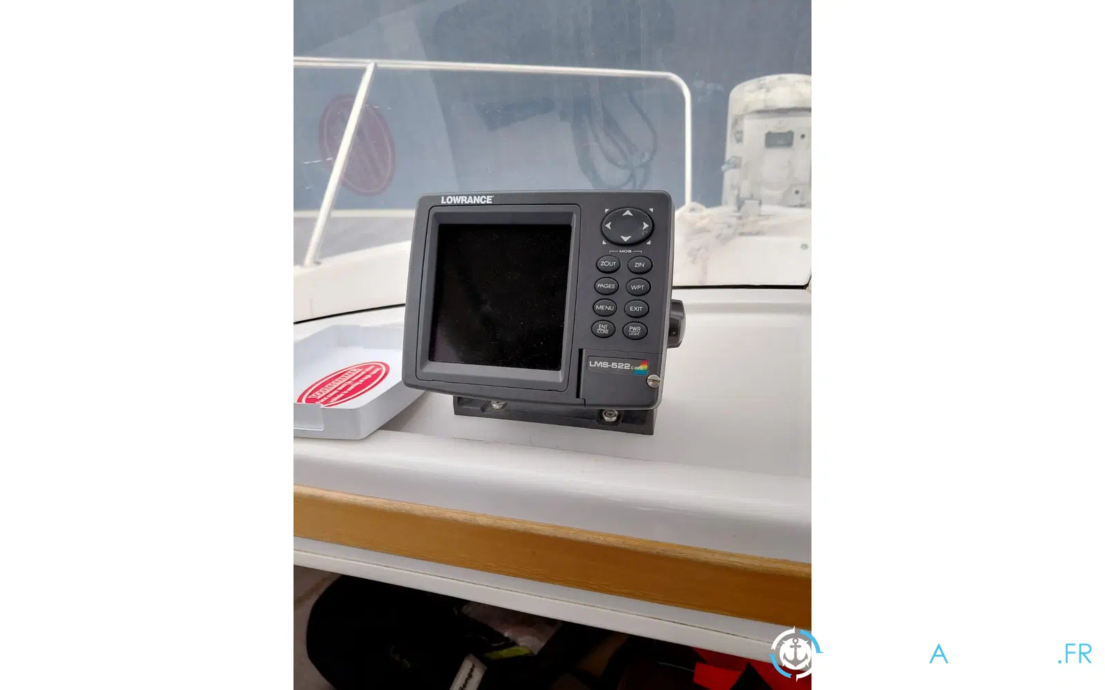 slider 8 Arvor 215