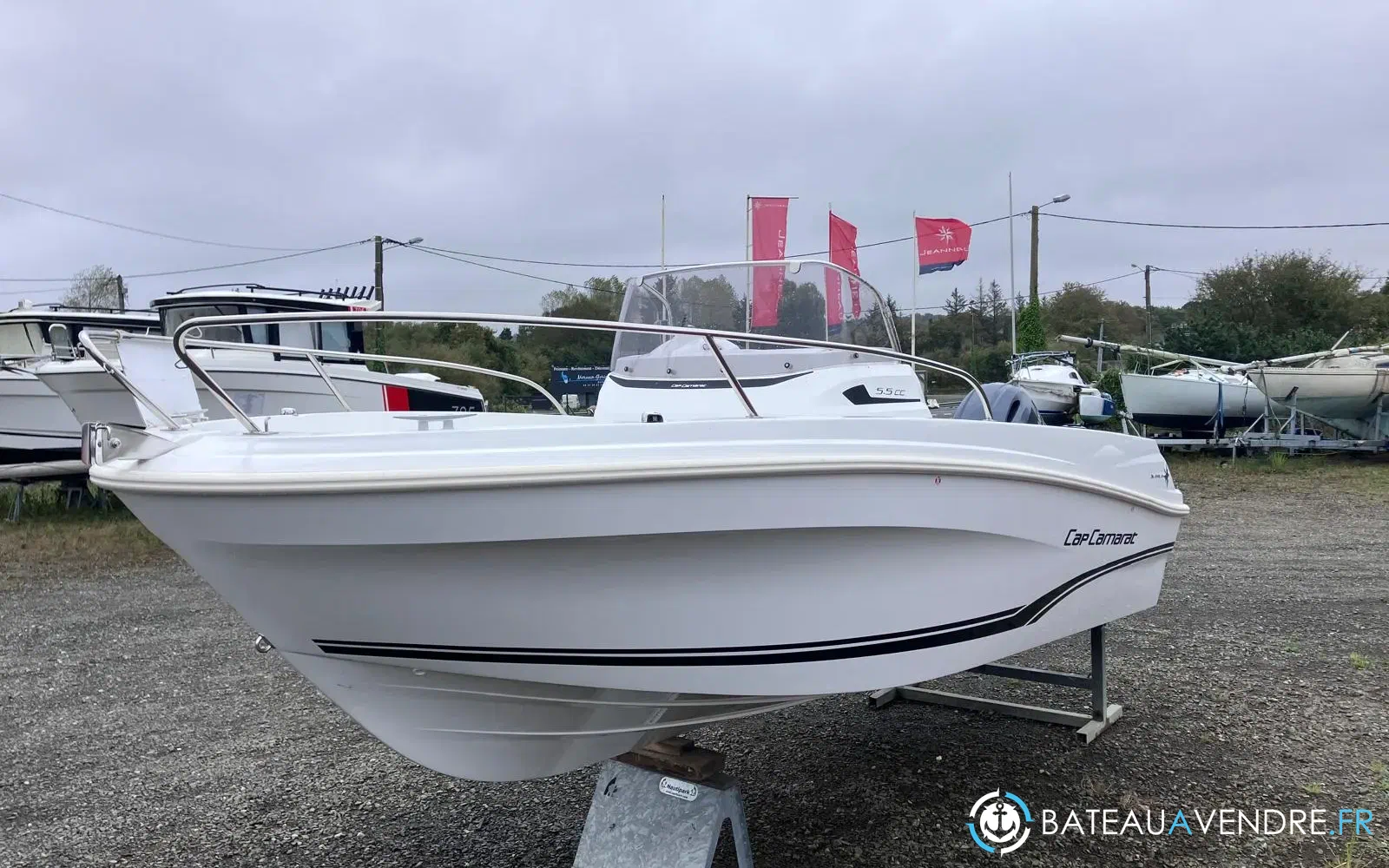 slider 0 Jeanneau Cap Camarat 5.5 CC Serie 2