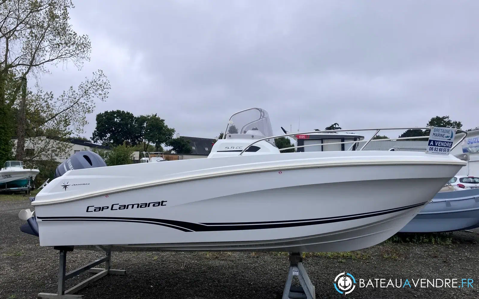 slider 1 Jeanneau Cap Camarat 5.5 CC Serie 2