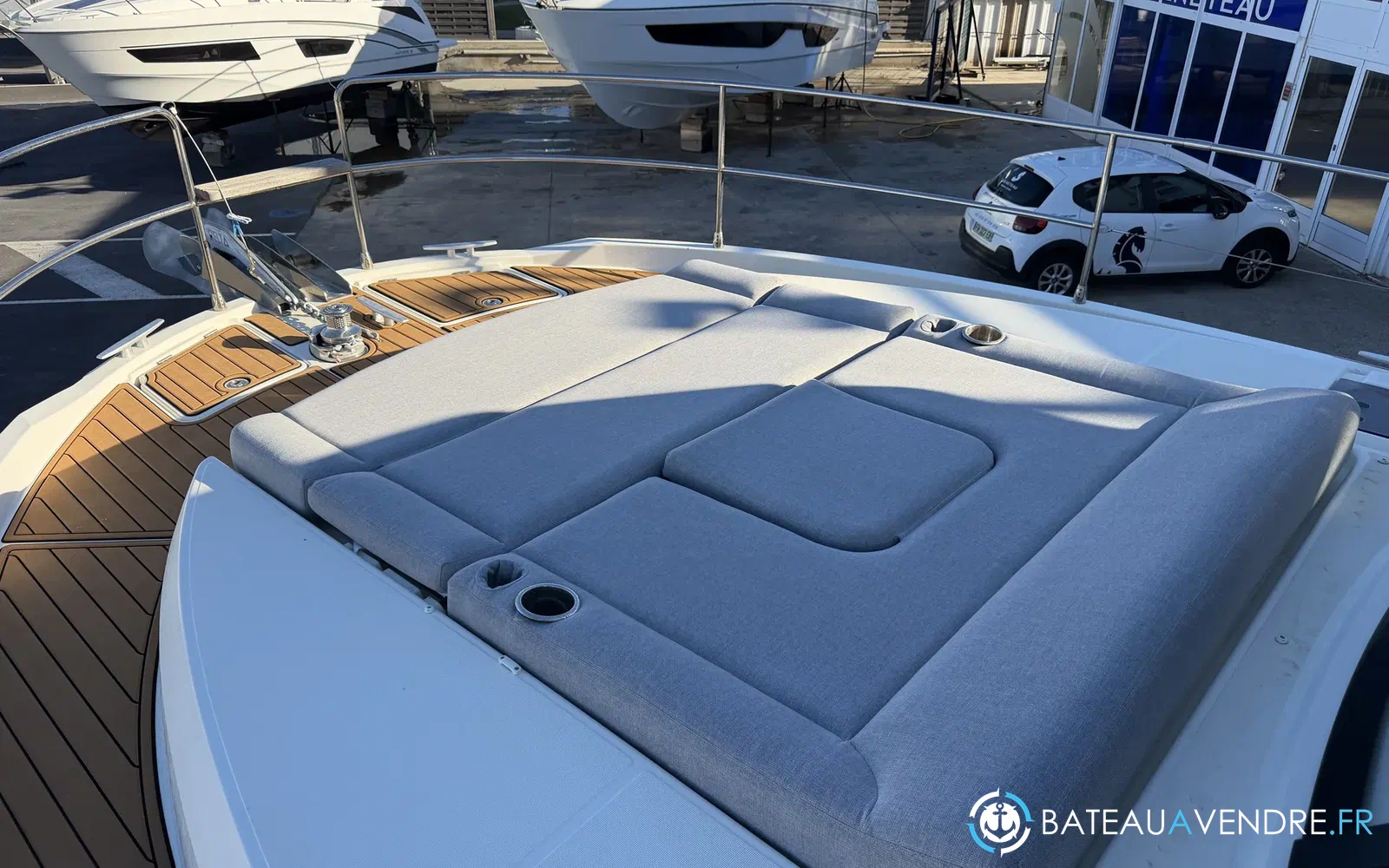 slider 18 Beneteau Swift Trawler 41 Fly