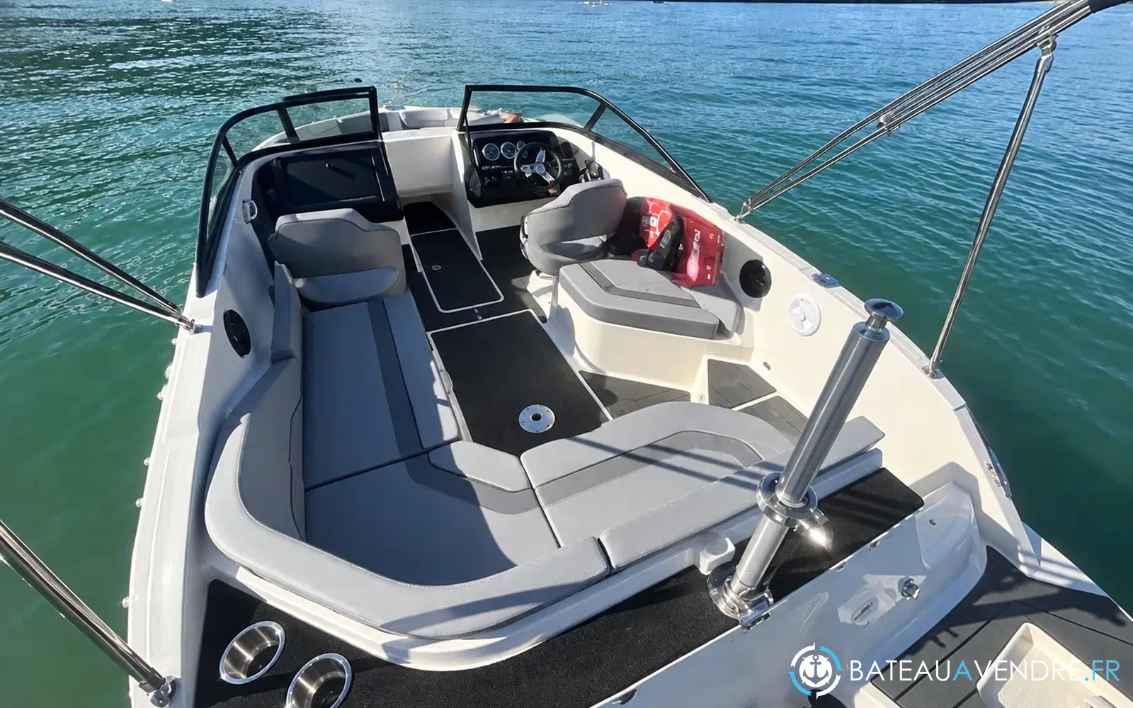 slider 2 Bayliner V20