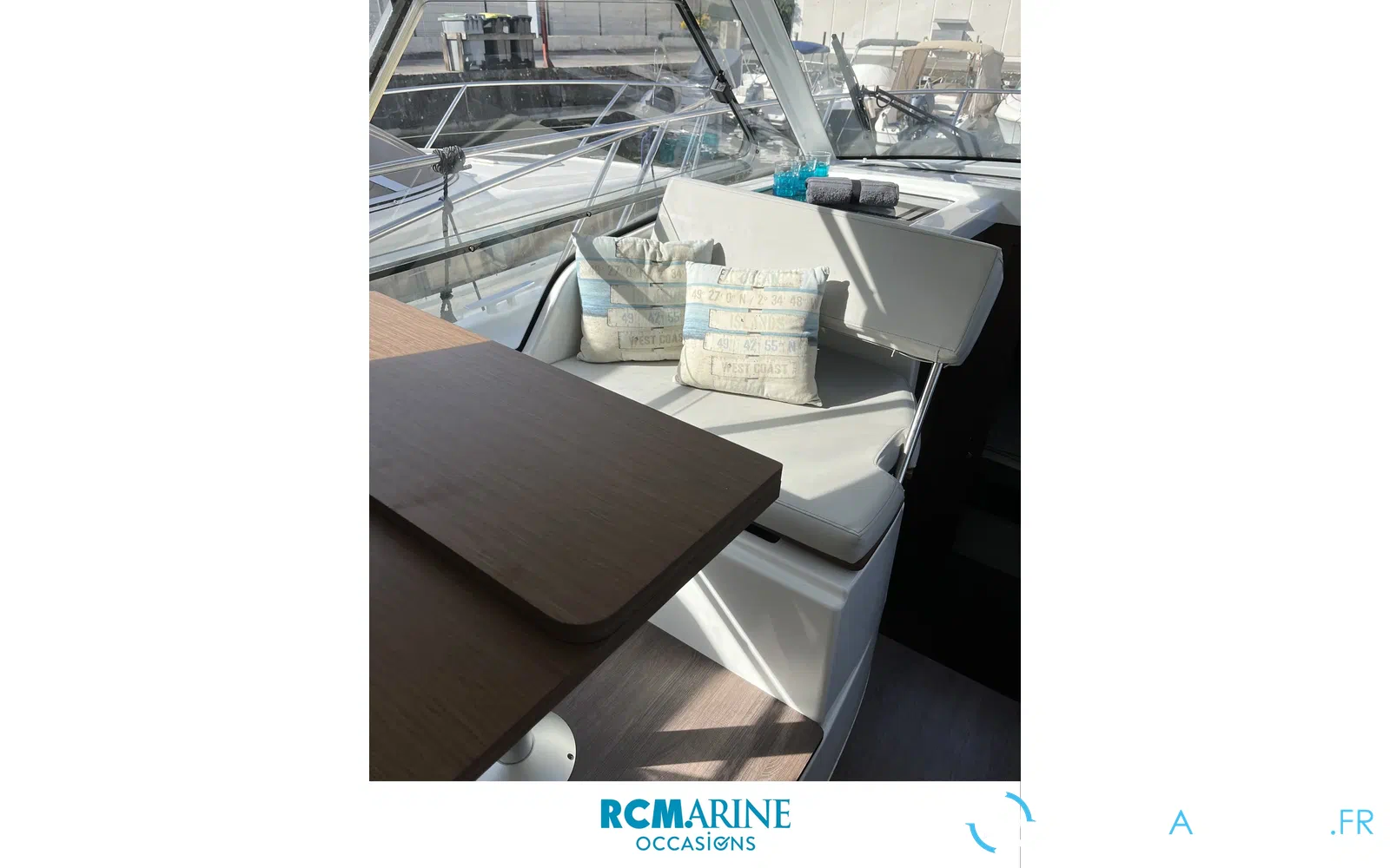 slider 10 Beneteau Antares 9 OB