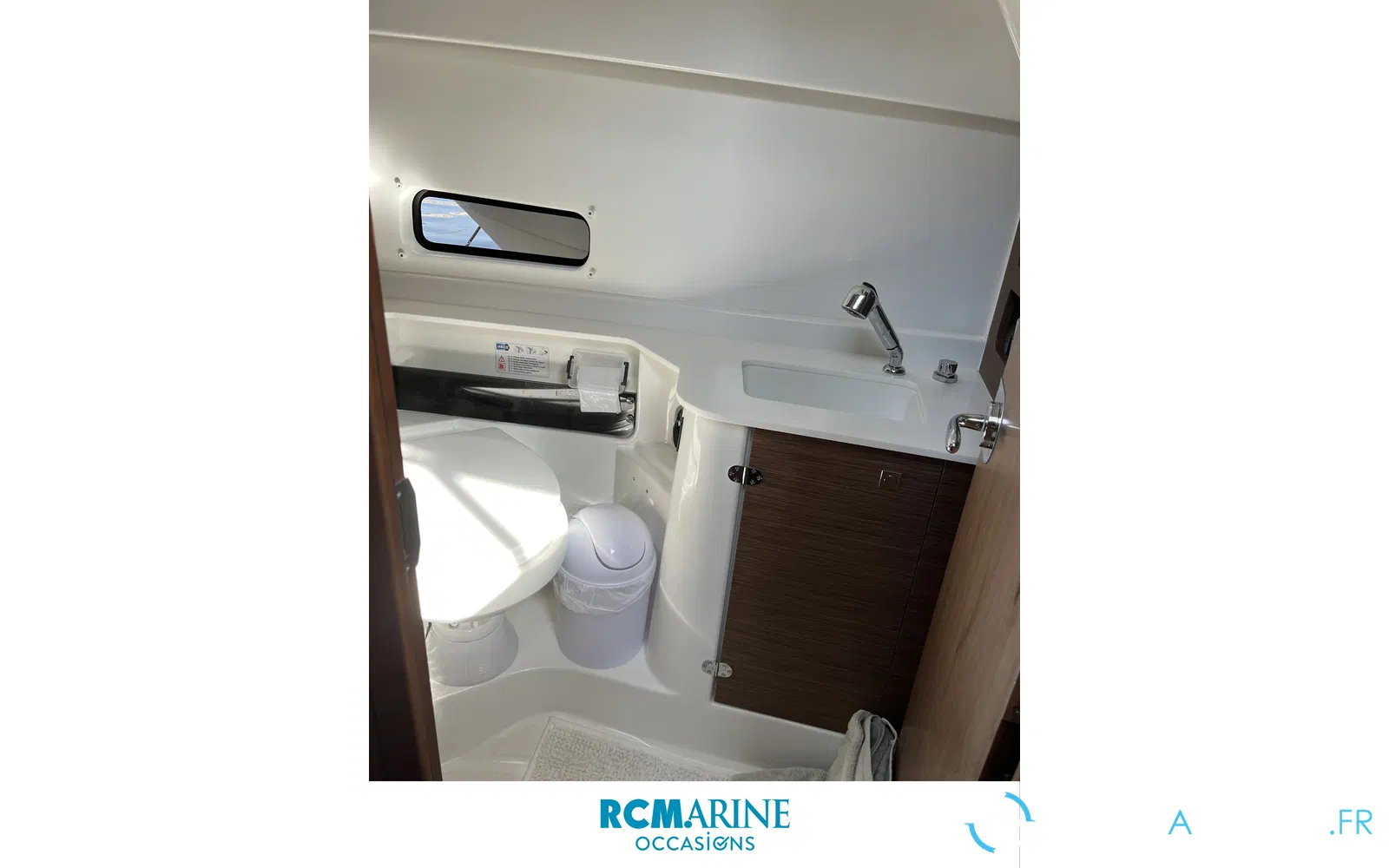 slider 14 Beneteau Antares 9 OB
