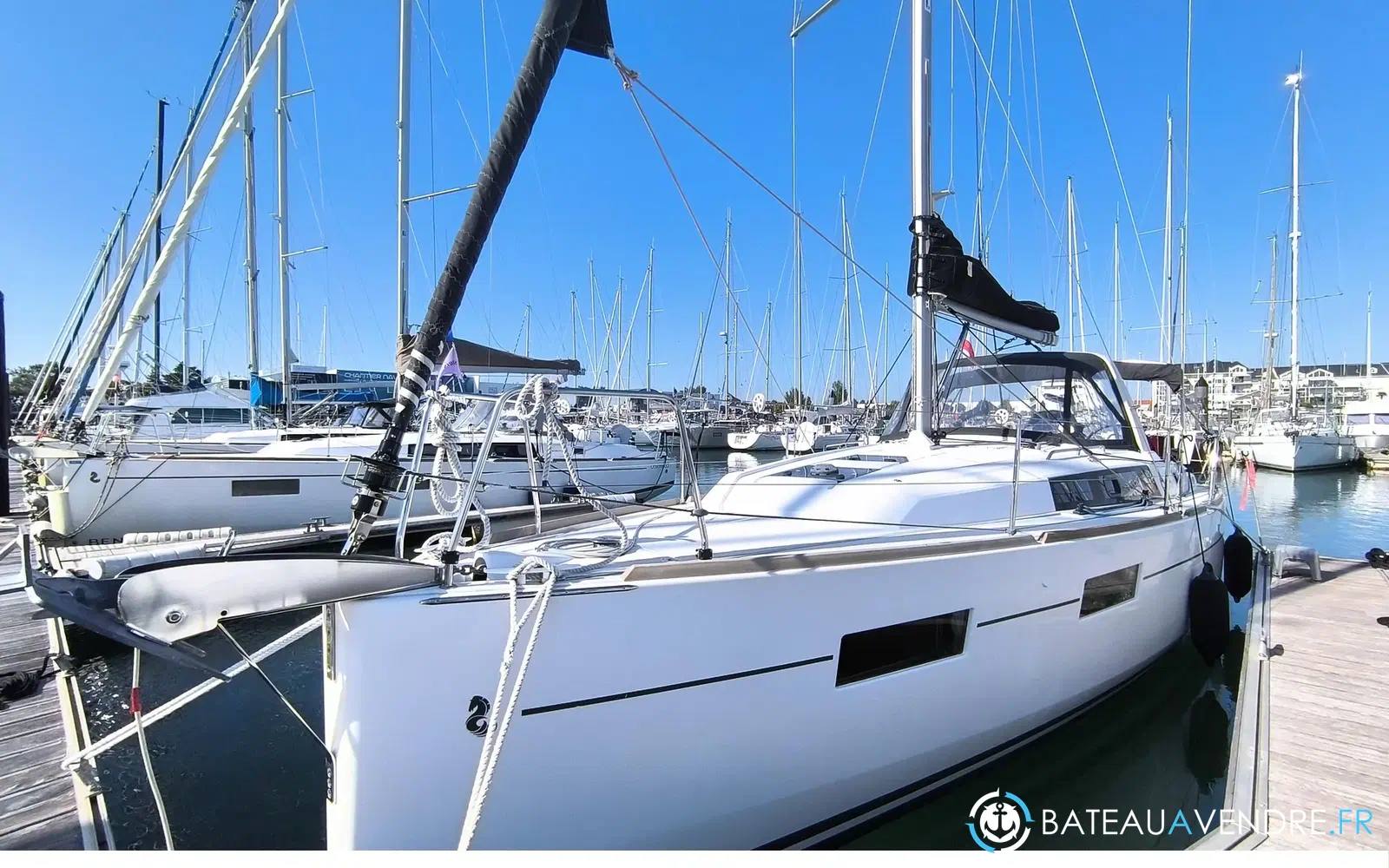 slider 1 Beneteau Oceanis 35