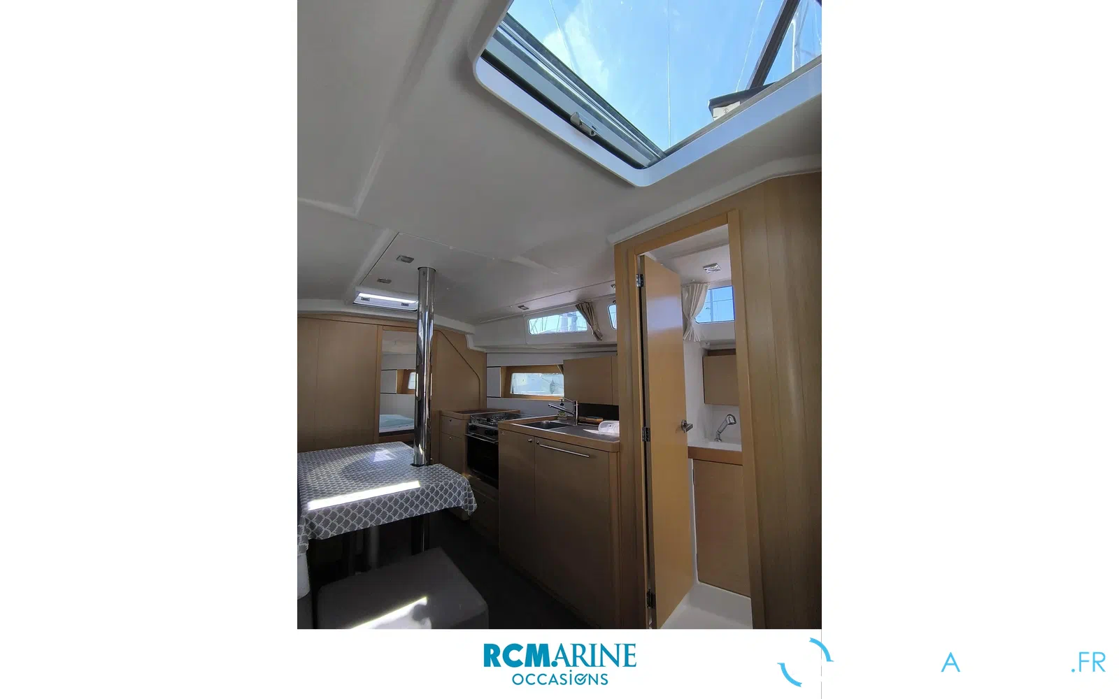 slider 6 Beneteau Oceanis 35