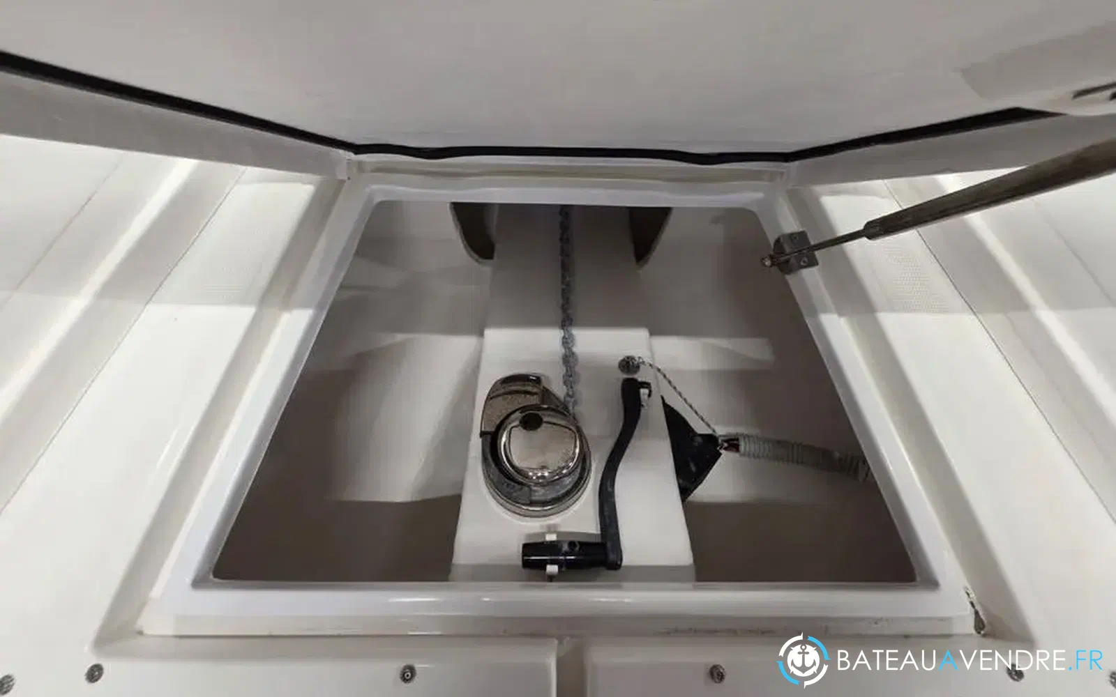 slider 24 Renier R9 Tourer