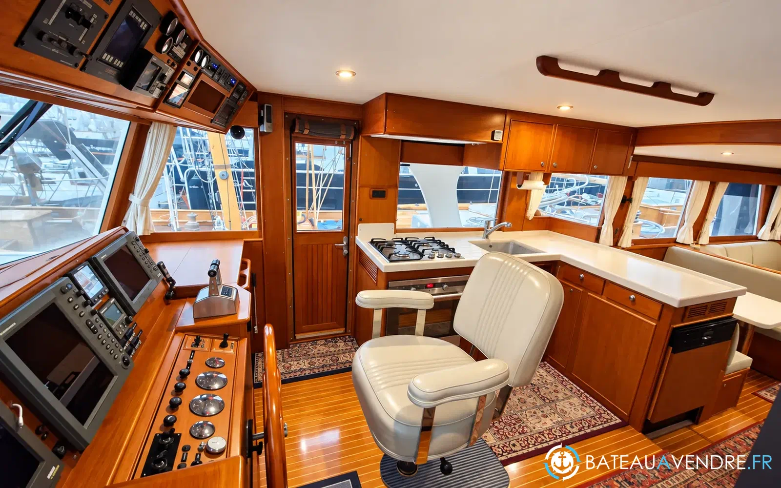 slider 1 Grand Banks 52 Europa