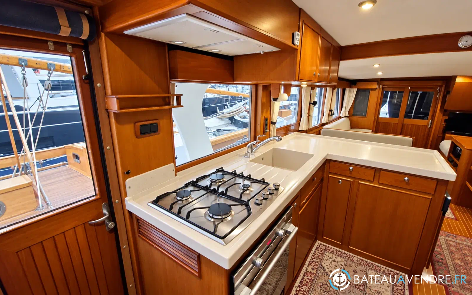 slider 2 Grand Banks 52 Europa