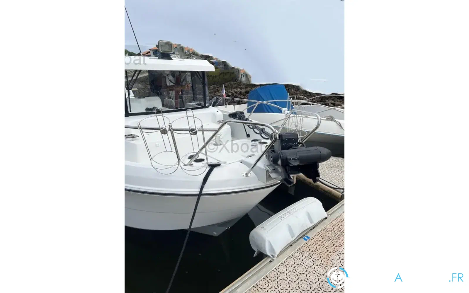 slider 1 Beneteau Barracuda 8