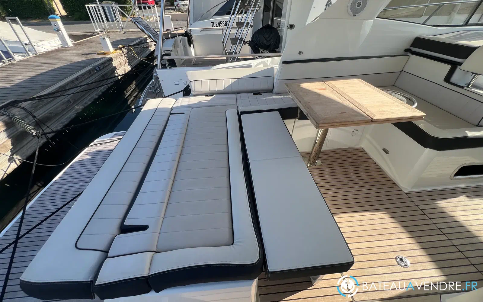slider 28 Jeanneau Leader 36