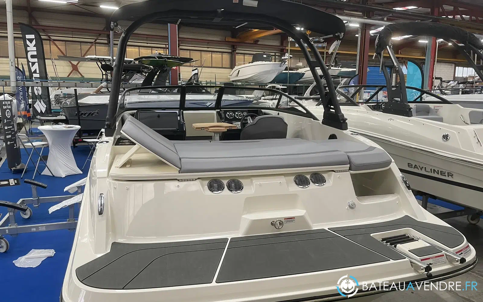 slider 18 Bayliner V20i