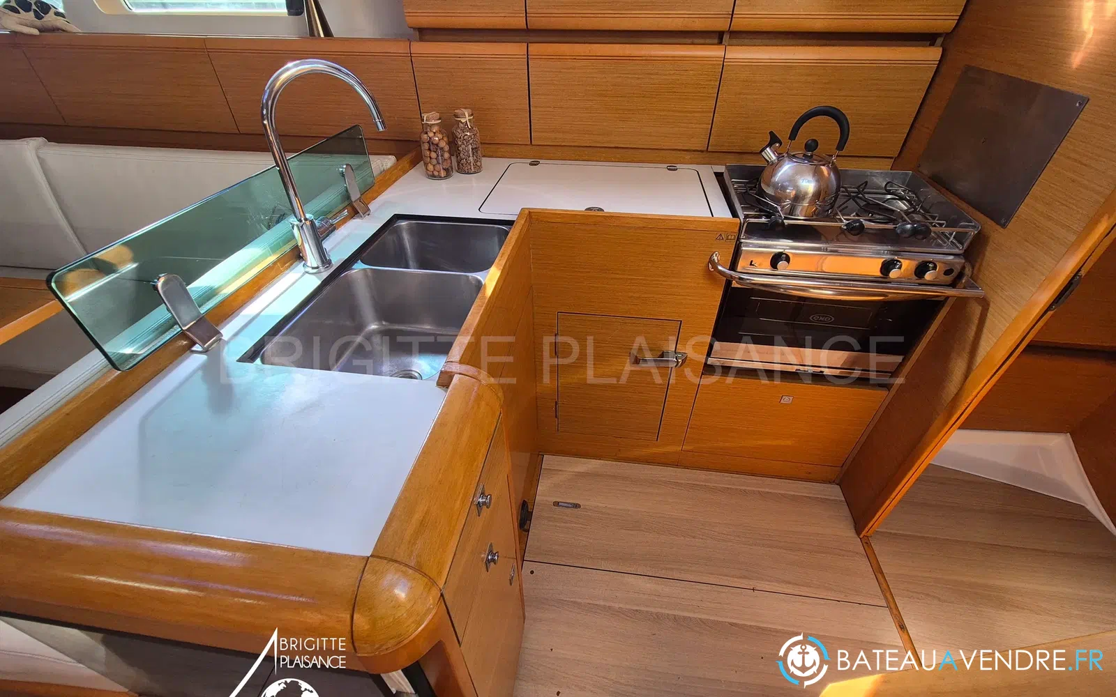 slider 7 Jeanneau Sun Odyssey 449