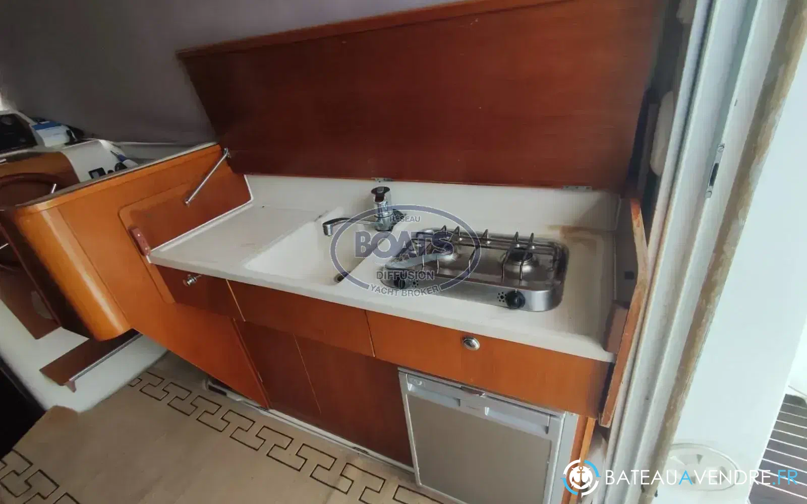slider 8 Beneteau Antares Serie 9