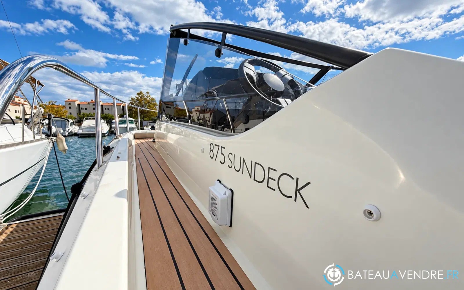 slider 19 Quicksilver Activ 875 Sundeck