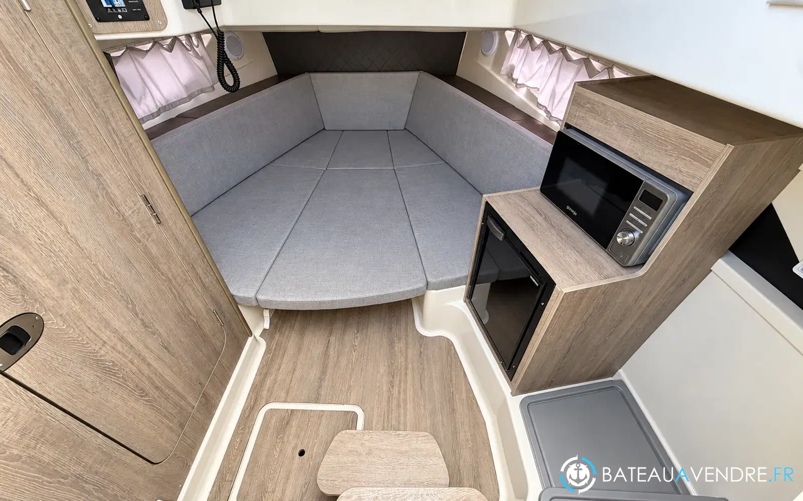 slider 13 Quicksilver Activ 875 Sundeck